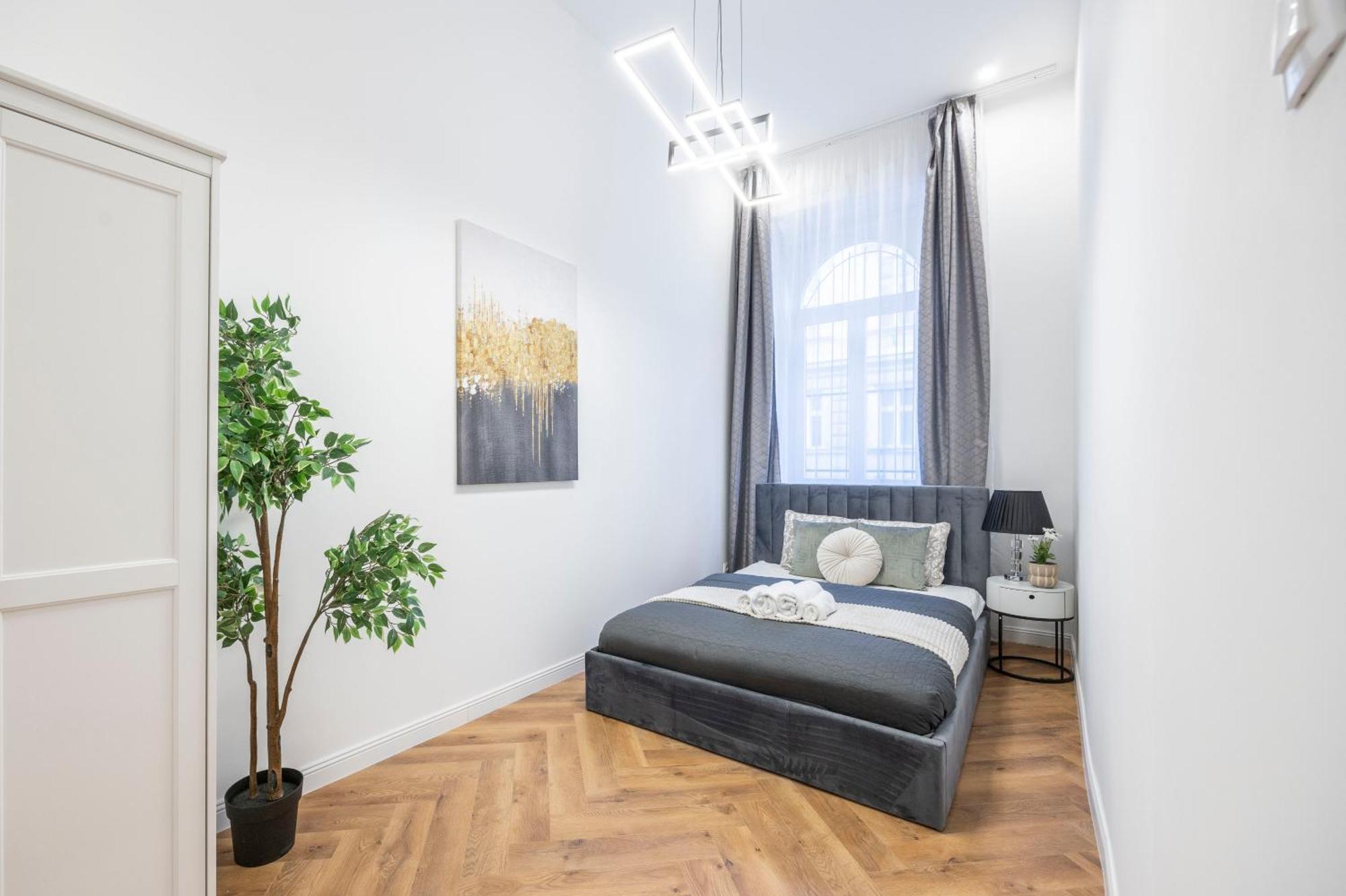 Charming E24 Grand Next To The Andrassy Fashion St Apartman